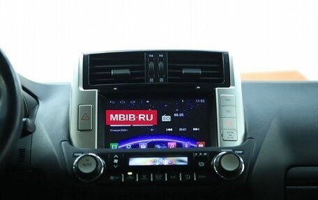 Toyota Land Cruiser Prado 150 рестайлинг 2, 2011 год, 2 950 000 рублей, 14 фотография
