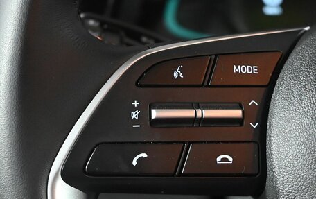 Hyundai Elantra, 2023 год, 2 385 000 рублей, 16 фотография