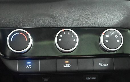 Hyundai Elantra, 2023 год, 2 385 000 рублей, 19 фотография
