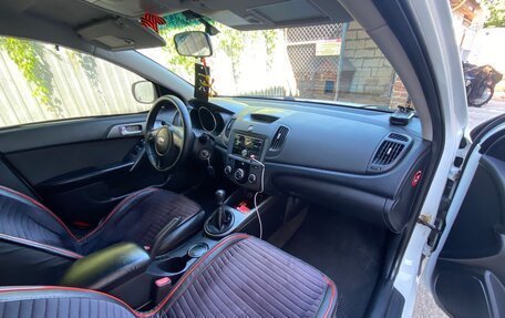 KIA Cerato III, 2010 год, 950 000 рублей, 8 фотография
