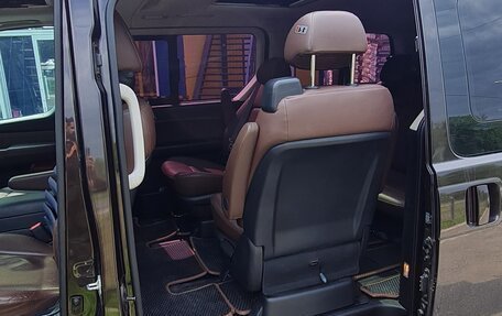 Hyundai Grand Starex Grand Starex I рестайлинг 2, 2019 год, 3 870 000 рублей, 11 фотография