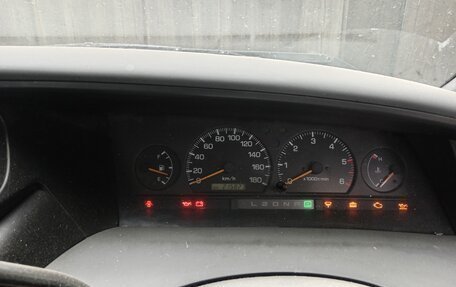 Toyota Estima III рестайлинг -2, 1998 год, 270 000 рублей, 3 фотография