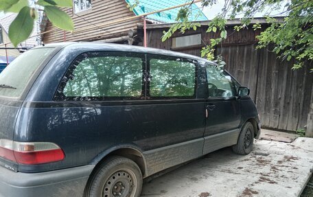 Toyota Estima III рестайлинг -2, 1998 год, 270 000 рублей, 1 фотография