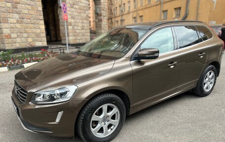 Volvo XC60 II, 2013 год, 1 980 000 рублей, 4 фотография