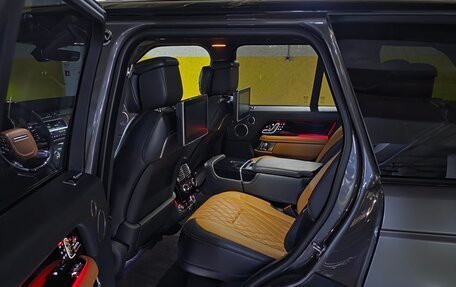 Land Rover Range Rover IV рестайлинг, 2019 год, 14 000 000 рублей, 8 фотография