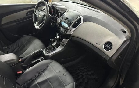 Chevrolet Cruze II, 2013 год, 560 000 рублей, 4 фотография