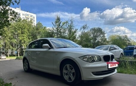 BMW 1 серия, 2010 год, 830 000 рублей, 6 фотография