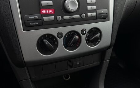 Ford Focus II рестайлинг, 2006 год, 300 000 рублей, 16 фотография