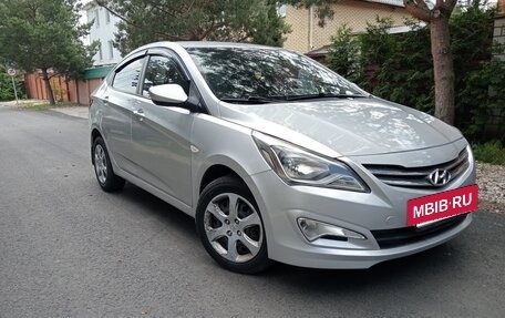 Hyundai Solaris II рестайлинг, 2015 год, 635 000 рублей, 5 фотография