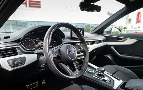 Audi A4, 2019 год, 2 199 000 рублей, 14 фотография