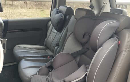 KIA Carnival III, 2008 год, 1 070 000 рублей, 9 фотография