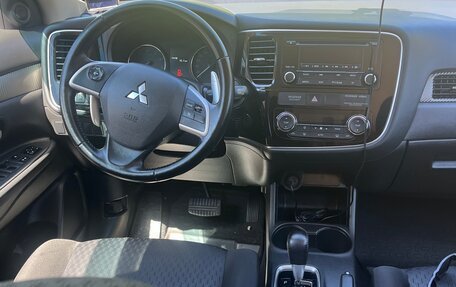Mitsubishi Outlander III рестайлинг 3, 2012 год, 1 400 000 рублей, 6 фотография