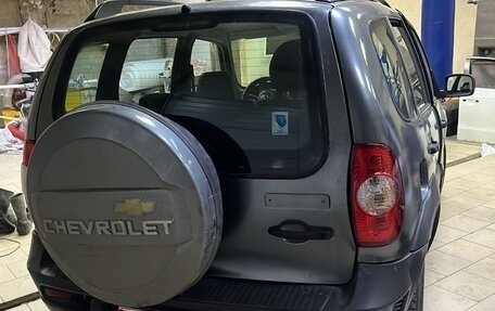 Chevrolet Niva I рестайлинг, 2013 год, 400 000 рублей, 9 фотография