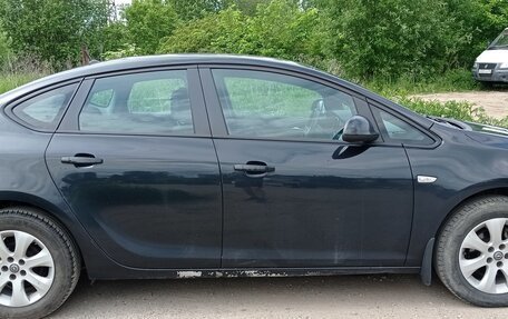 Opel Astra J, 2014 год, 950 000 рублей, 7 фотография
