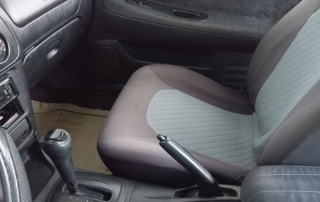 Mitsubishi Mirage VI рестайлинг, 2002 год, 160 000 рублей, 13 фотография
