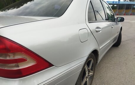 Mercedes-Benz C-Класс, 2003 год, 650 000 рублей, 8 фотография