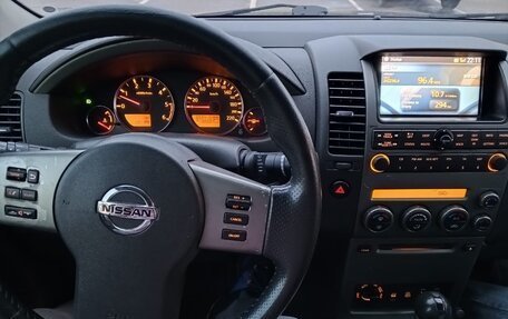Nissan Pathfinder, 2008 год, 900 000 рублей, 12 фотография