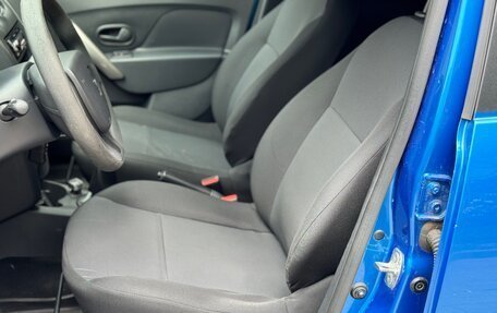 Renault Logan II, 2016 год, 750 000 рублей, 7 фотография