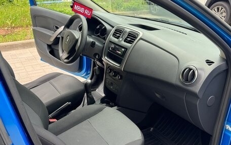 Renault Logan II, 2016 год, 750 000 рублей, 13 фотография