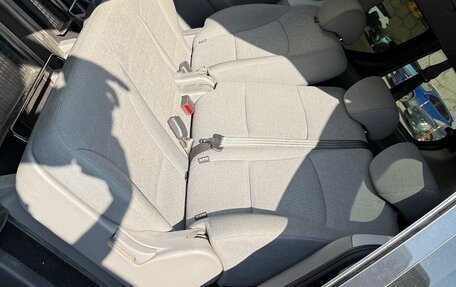 Hyundai Grand Starex Grand Starex I рестайлинг 2, 2019 год, 2 500 000 рублей, 10 фотография