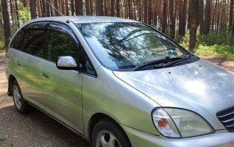 Toyota Nadia, 1999 год, 700 000 рублей, 3 фотография