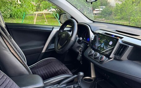 Toyota RAV4, 2013 год, 1 700 000 рублей, 5 фотография