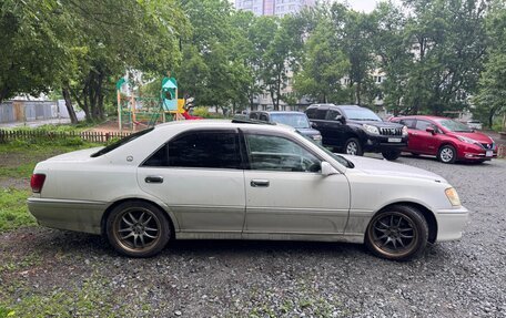 Toyota Crown, 2002 год, 710 000 рублей, 2 фотография