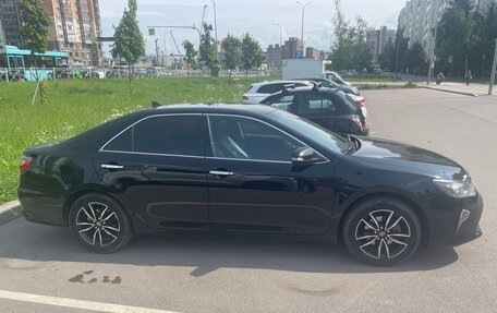 Toyota Camry, 2017 год, 2 300 000 рублей, 3 фотография