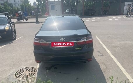 Toyota Camry, 2017 год, 2 300 000 рублей, 5 фотография