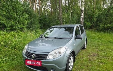 Renault Sandero I, 2010 год, 435 000 рублей, 2 фотография
