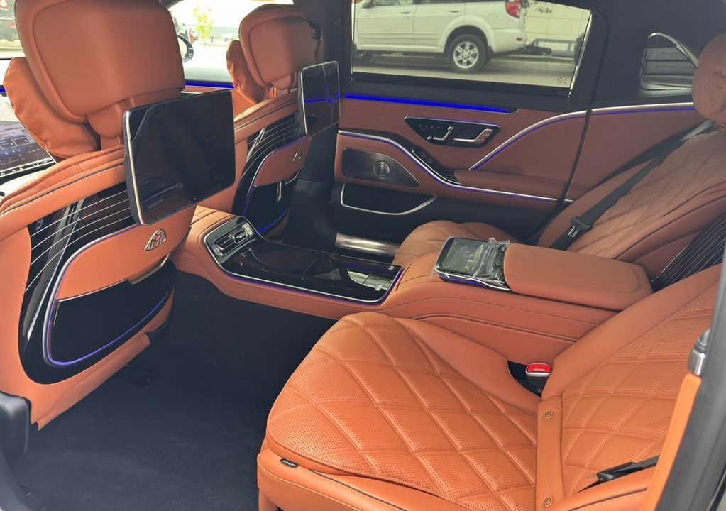 Mercedes-Benz Maybach S-Класс, 2025 год, 29 650 000 рублей, 26 фотография