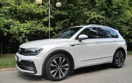 Volkswagen Tiguan II, 2017 год, 3 300 000 рублей, 3 фотография