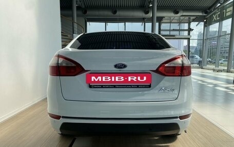 Ford Fiesta, 2015 год, 690 000 рублей, 7 фотография