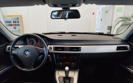 BMW 3 серия, 2011 год, 1 000 000 рублей, 7 фотография