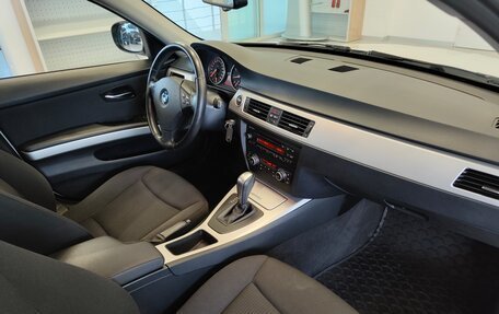 BMW 3 серия, 2011 год, 1 000 000 рублей, 5 фотография