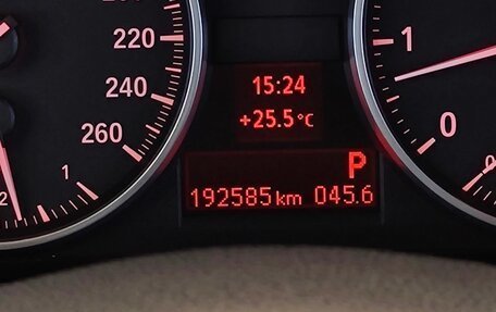 BMW 3 серия, 2011 год, 1 000 000 рублей, 15 фотография