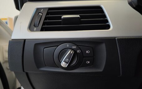 BMW 3 серия, 2011 год, 1 000 000 рублей, 9 фотография