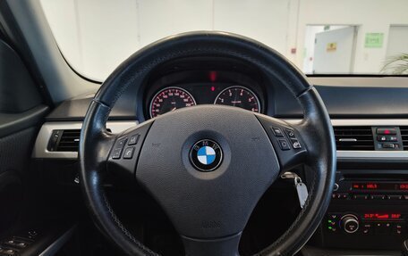 BMW 3 серия, 2011 год, 1 000 000 рублей, 12 фотография
