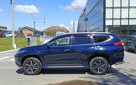 Mitsubishi Pajero Sport III рестайлинг, 2017 год, 3 108 600 рублей, 8 фотография