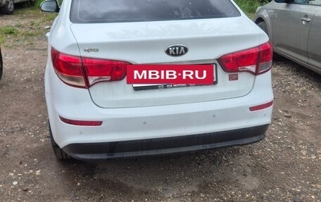 KIA Rio III рестайлинг, 2017 год, 940 000 рублей, 2 фотография