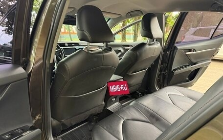 Toyota Camry, 2018 год, 2 230 000 рублей, 17 фотография