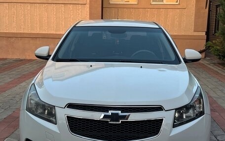 Chevrolet Cruze II, 2011 год, 730 000 рублей, 4 фотография