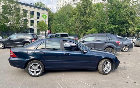 Mercedes-Benz C-Класс, 2004 год, 650 000 рублей, 5 фотография