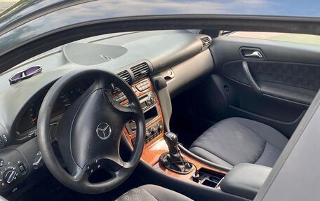 Mercedes-Benz C-Класс, 2004 год, 650 000 рублей, 7 фотография