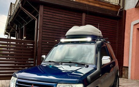 Mitsubishi Pajero iO, 1999 год, 950 000 рублей, 2 фотография