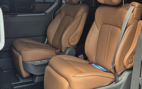 Hyundai Staria, 2023 год, 7 000 000 рублей, 6 фотография