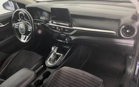 KIA Cerato IV, 2021 год, 1 900 000 рублей, 12 фотография