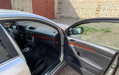 Toyota Avensis III рестайлинг, 2004 год, 540 000 рублей, 13 фотография