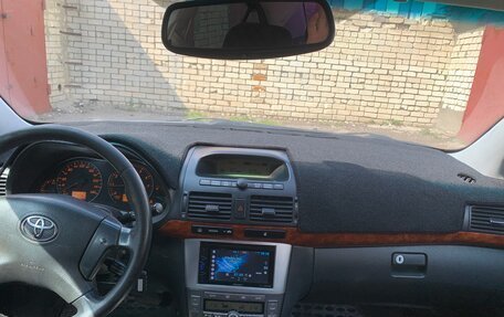 Toyota Avensis III рестайлинг, 2004 год, 540 000 рублей, 17 фотография