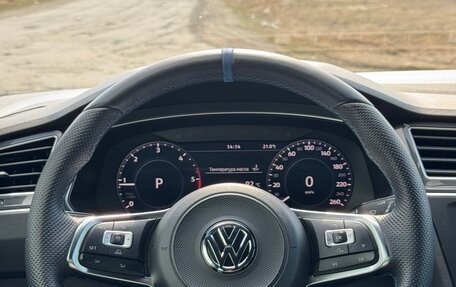 Volkswagen Tiguan II, 2018 год, 2 890 000 рублей, 37 фотография